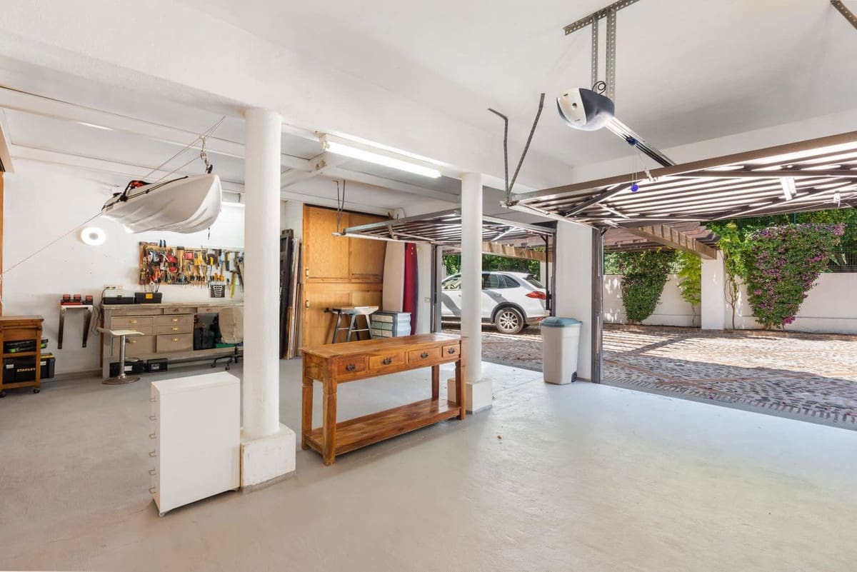 4 Zimmer Villa zu verkaufen in Guadalmina mit Pool Garage - 3.800.000 € (Ref: 10057408)