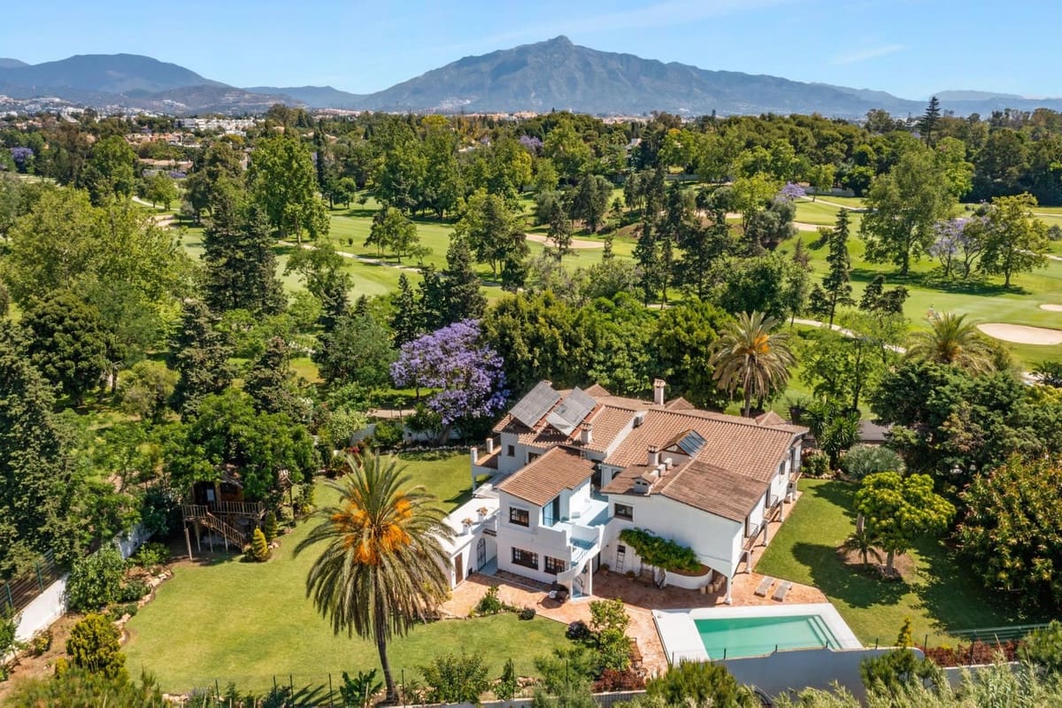 4 Zimmer Villa zu verkaufen in Guadalmina mit Pool Garage - 3.800.000 € (Ref: 10057408)