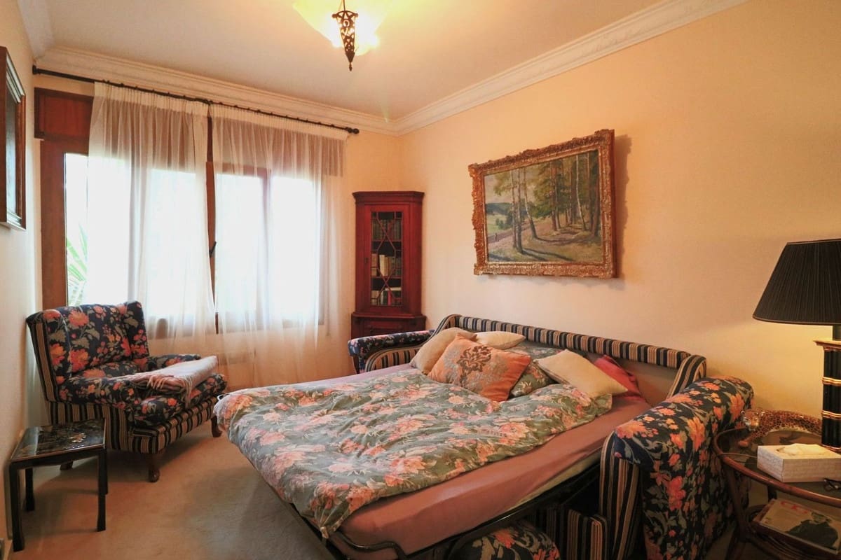 6 quarto Moradia para venda em El Paraiso com piscina garagem - 4 200 000 € (Ref: 10060936)