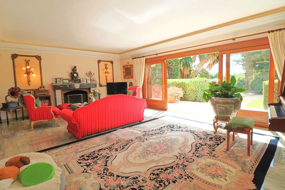 6 quarto Moradia para venda em El Paraiso com piscina garagem - 4 200 000 € (Ref: 10060936)