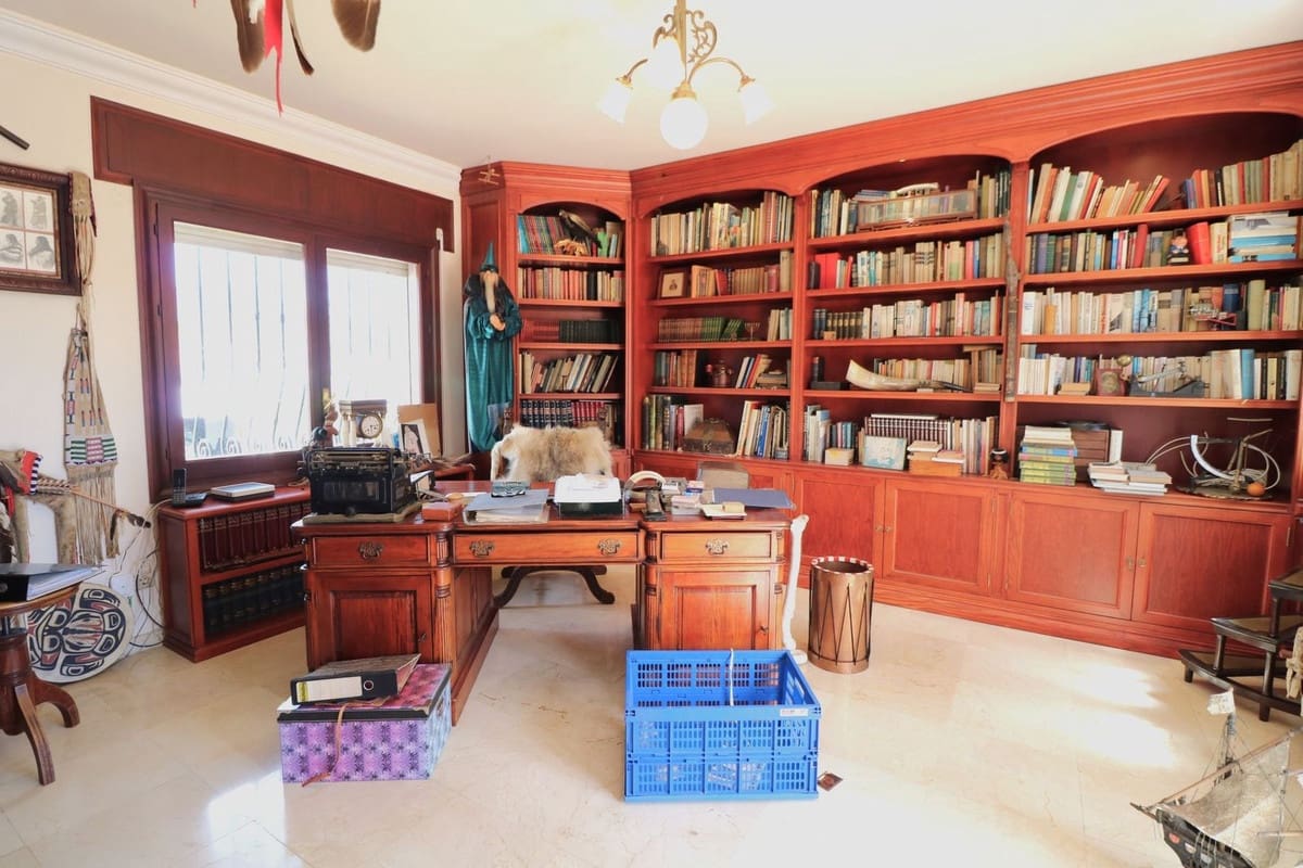 6 quarto Moradia para venda em El Paraiso com piscina garagem - 4 200 000 € (Ref: 10060936)