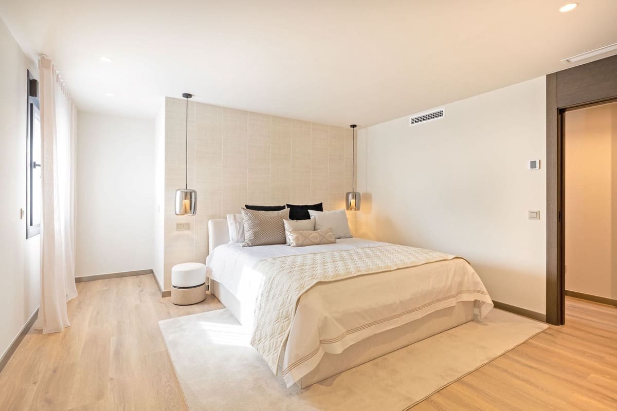 5 quarto Apartamento para venda em Puerto Banus com garagem - 2 350 000 € (Ref: 10079851)