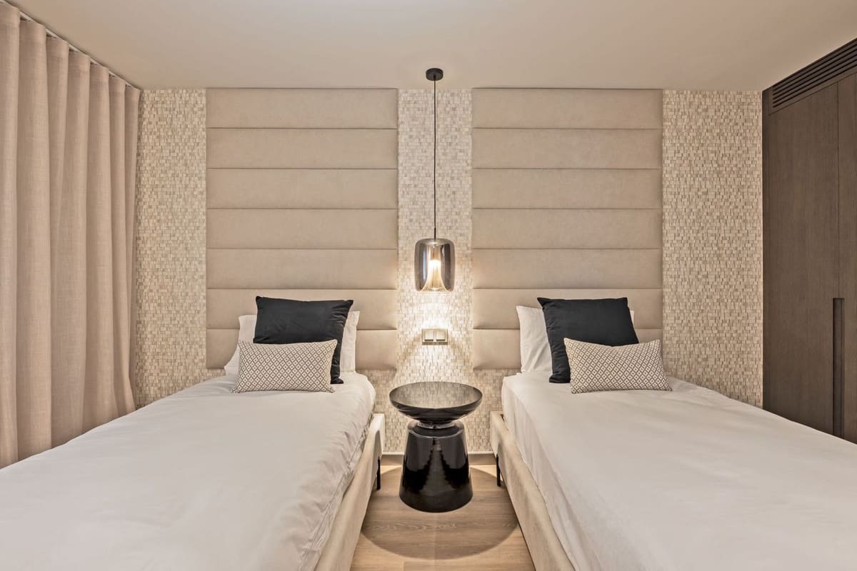 5 quarto Apartamento para venda em Puerto Banus com garagem - 2 350 000 € (Ref: 10079851)