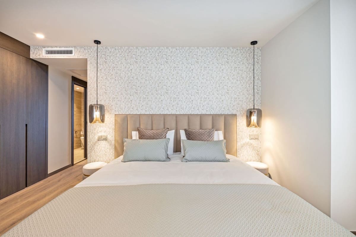 5 quarto Apartamento para venda em Puerto Banus com garagem - 2 350 000 € (Ref: 10079851)