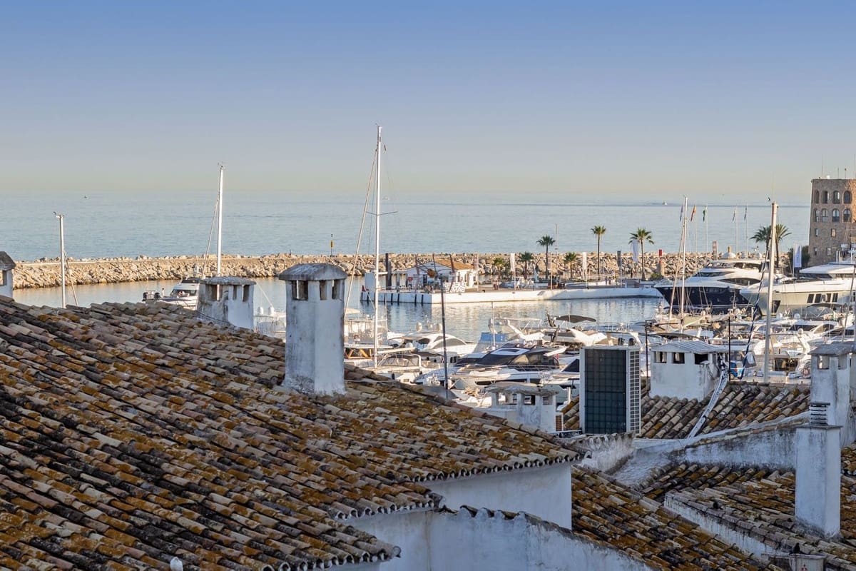 5 quarto Apartamento para venda em Puerto Banus com garagem - 2 350 000 € (Ref: 10079851)
