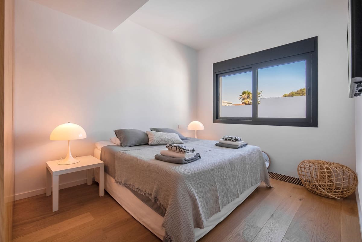 Chalet de 6 habitaciones en Costabella en venta con piscina garaje - 6.500.000 € (Ref: 10165601)
