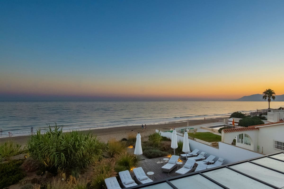 Chalet de 6 habitaciones en Costabella en venta con piscina garaje - 6.500.000 € (Ref: 10165601)