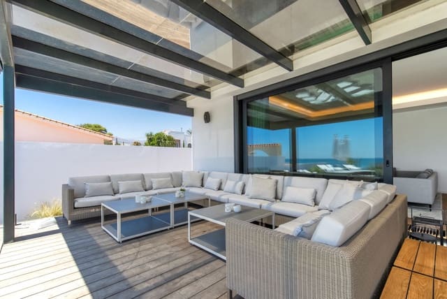 Chalet de 6 habitaciones en Costabella, Marbella en venta con piscina garaje - 6.500.000 € (Ref: 10165601)
