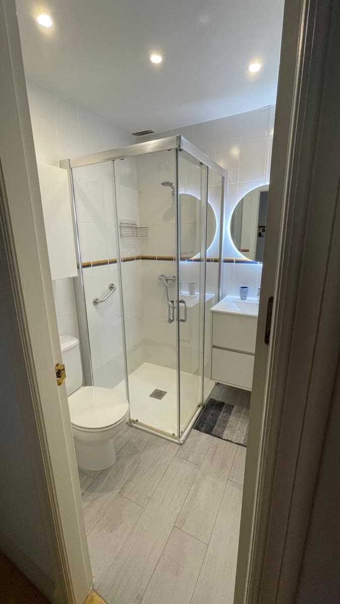Appartement de 2 chambres à louer à Puerto del Rey avec garage - 1 200 € (Ref: 10173960)