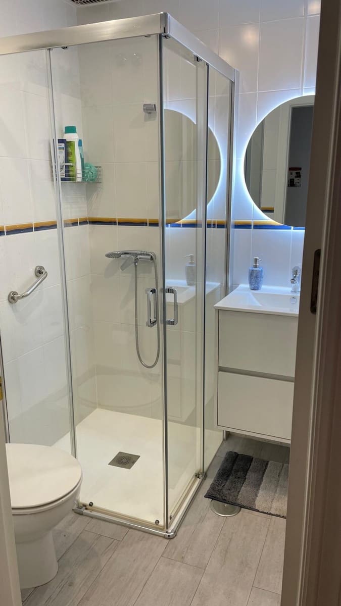 2 soverom Leilighet til leie i Puerto del Rey med garasje - € 1 200 (Ref: 10173960)