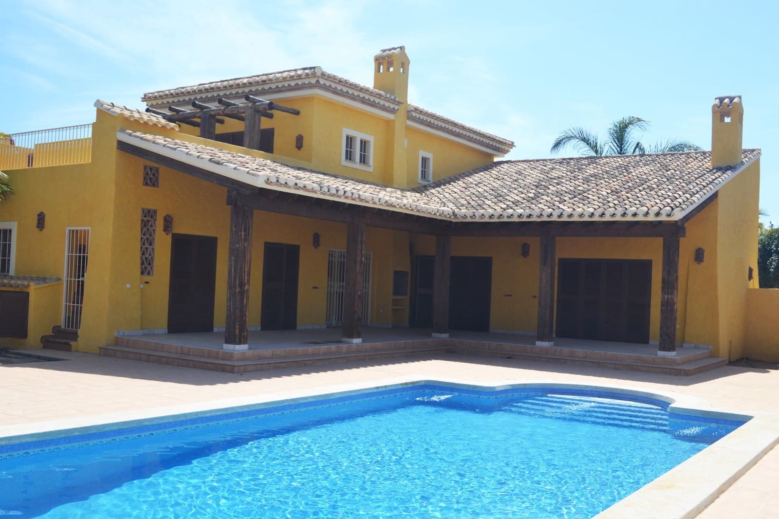 5 bedroom Villa for sale in Cuevas del Almanzora with pool garage €