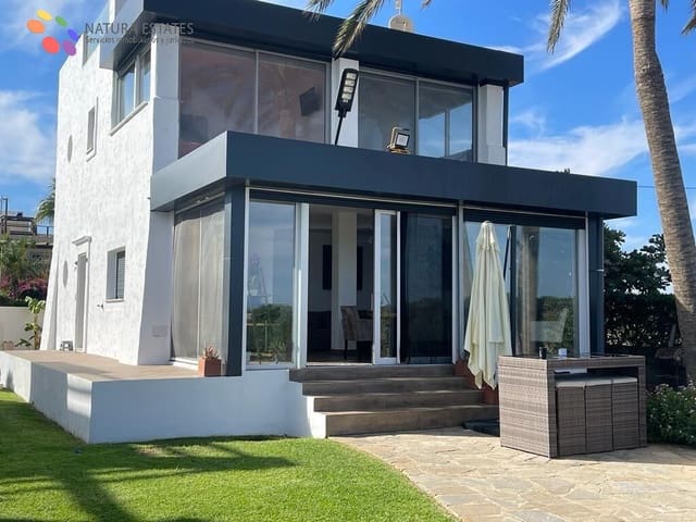 5 makuuhuone Huvila myytävänä paikassa Cala Marqués, Vera mukana uima-altaan 
autotalli - 1 100 000 € (Ref: 7776668)