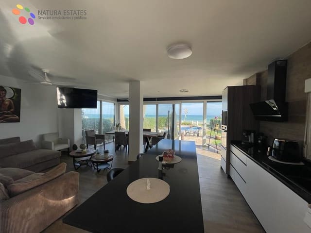 5 Zimmer Villa zu verkaufen in Cala Marqués, Vera mit Pool Garage - 1.100.000 € (Ref: 7776668)