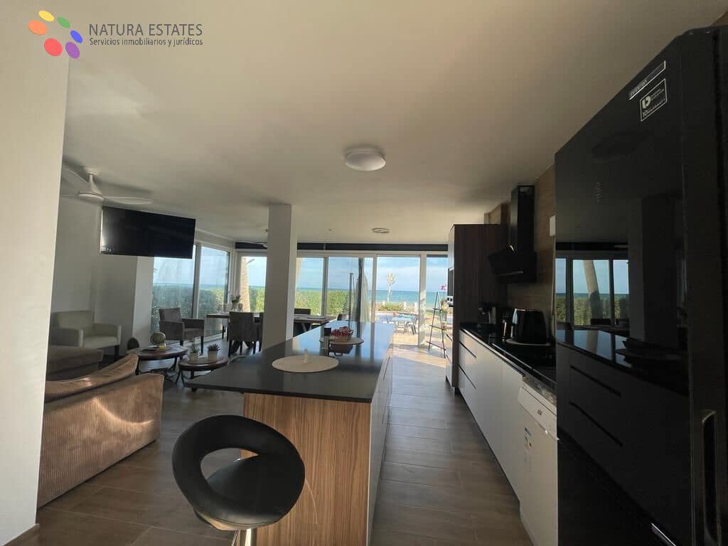 5 soverom Villa til salgs i Vera med svømmebasseng garasje - € 1 100 000 (Ref: 7776668)