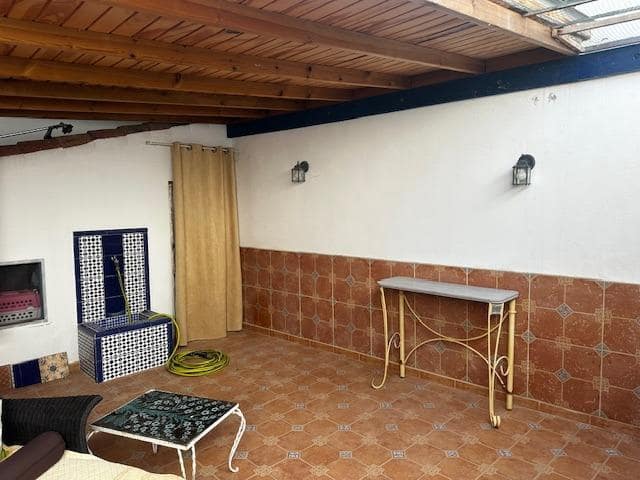 3 bedroom Finca/Country House for sale in Cariatiz with garage - € 155,000 (Ref: 8663123)