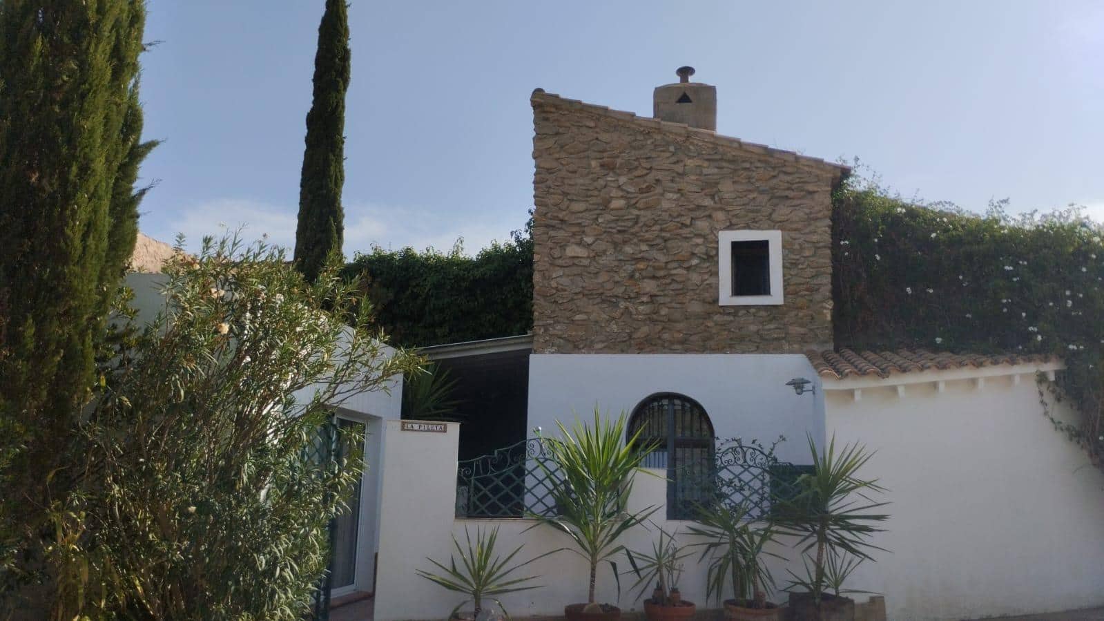 3 bedroom Finca/Country House for sale in Cariatiz with garage - € 155,000 (Ref: 8663123)