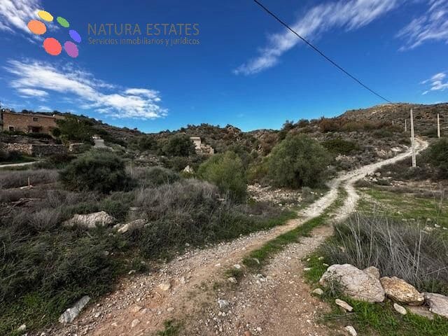 3 bedroom Finca/Country House for sale in Cariatiz with garage - € 155,000 (Ref: 8663123)