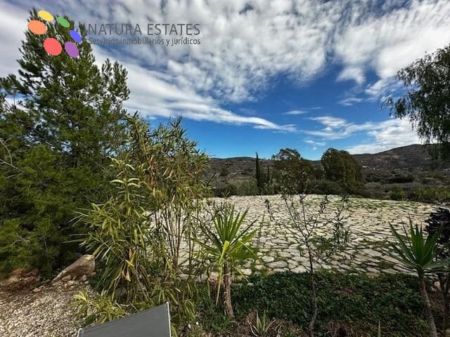 3 bedroom Finca/Country House for sale in Cariatiz with garage - € 155,000 (Ref: 8663123)