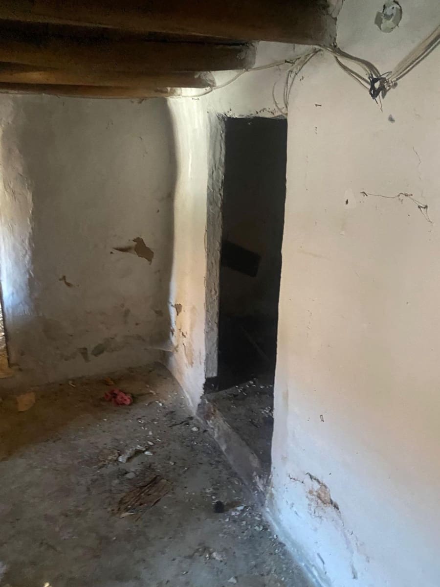 3 soveværelse Byhus til salg i La Horcajada - € 25.900 (Ref: 8704848)