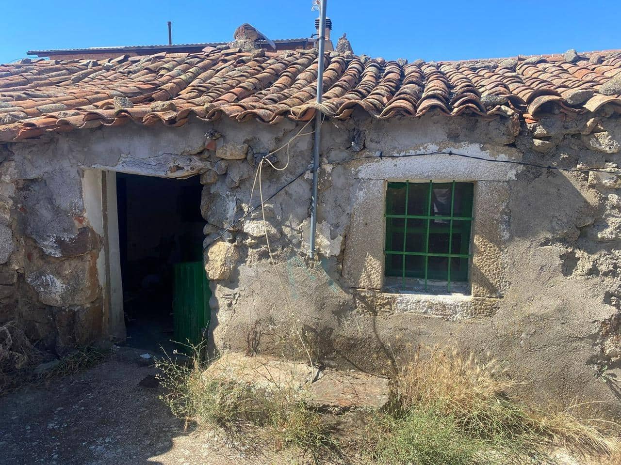 3 soveværelse Byhus til salg i La Horcajada - € 25.900 (Ref: 8704848)