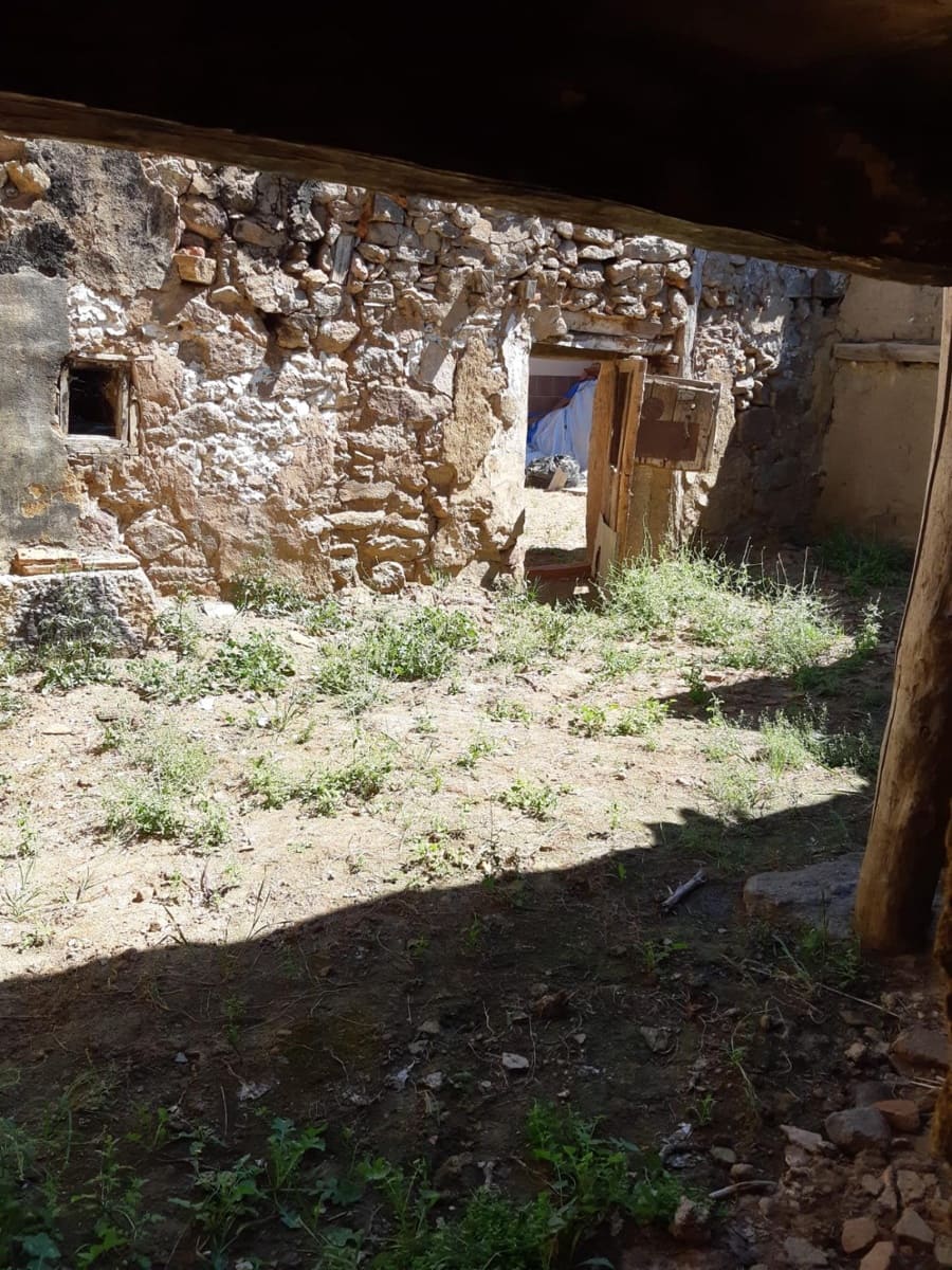 3 soveværelse Byhus til salg i La Horcajada - € 25.900 (Ref: 8704848)