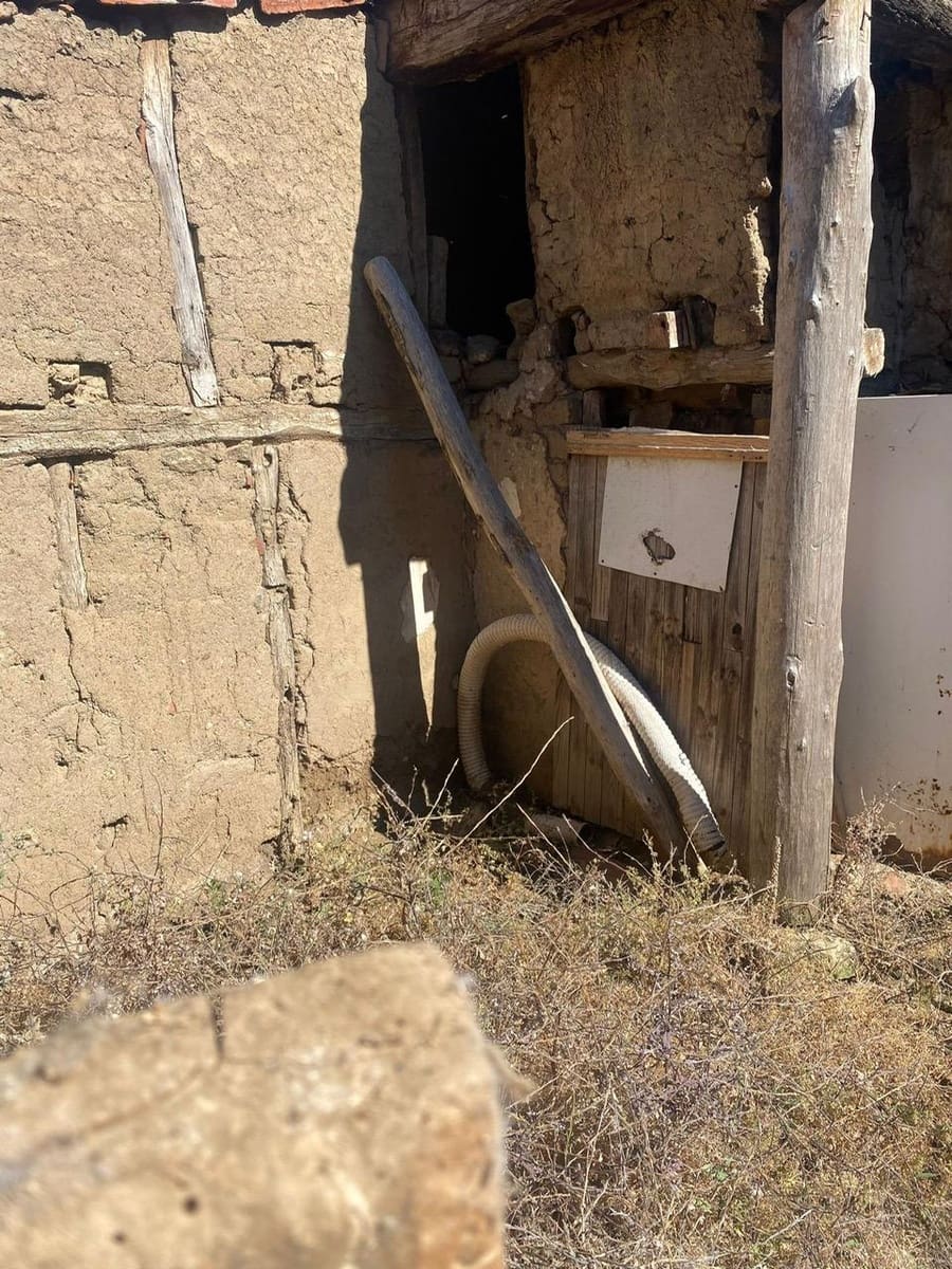 3 soveværelse Byhus til salg i La Horcajada - € 25.900 (Ref: 8704848)