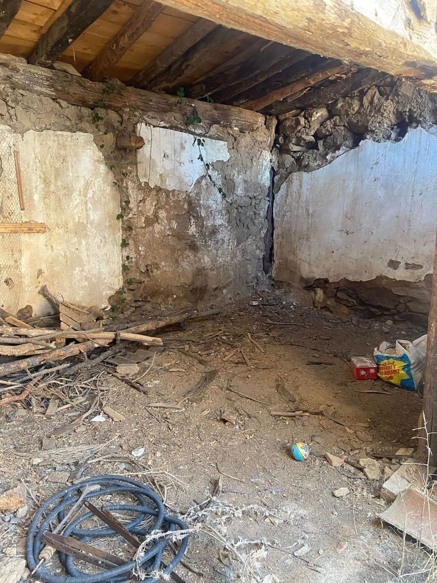 3 soveværelse Byhus til salg i La Horcajada - € 25.900 (Ref: 8704848)