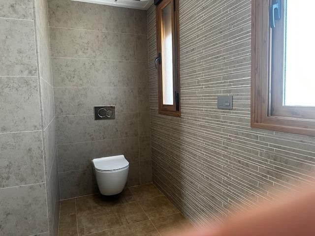 5 bedroom Villa for sale in San Juan de los Terreros with pool - € 845,000 (Ref: 8834455)