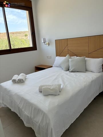 Chalet de 3 habitaciones en Vera en venta con piscina garaje - 419.000 € (Ref: 9031301)