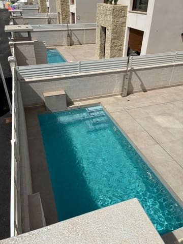 Chalet de 3 habitaciones en Vera en venta con piscina garaje - 419.000 € (Ref: 9031301)