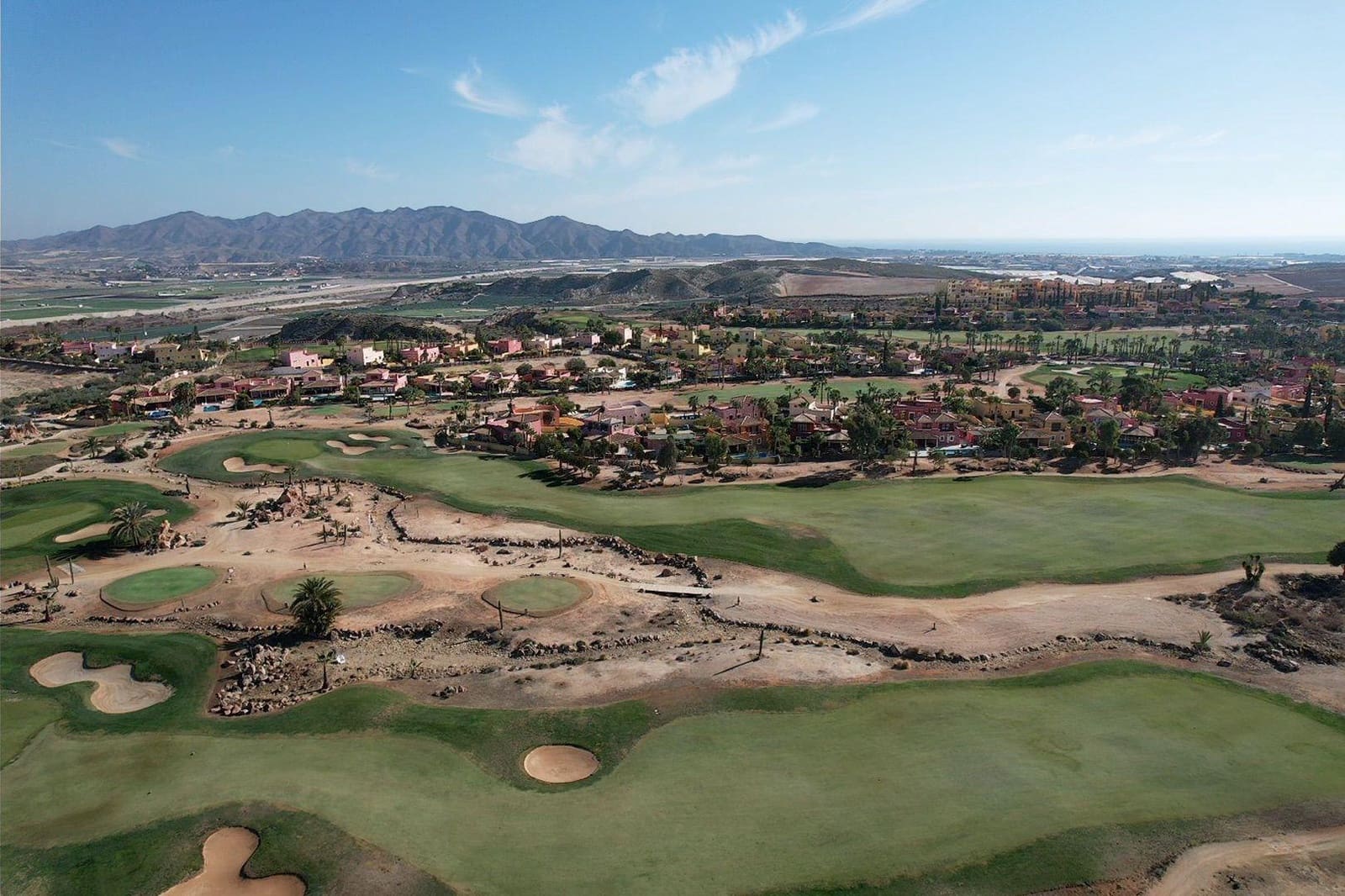 4 bedroom Villa for sale in Cuevas del Almanzora - € 495,000 (Ref: 9243331)