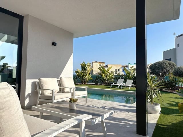 4 sypialnia Willa na sprzedaż w Cala Marqués, Vera - 1 050 000 € (Ref: 9527643)