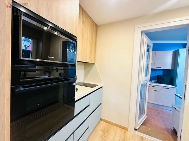 Apartamento de 2 habitaciones en Vera Playa Naturista, Vera en venta con piscina - 235.000 € (Ref: 9615390)