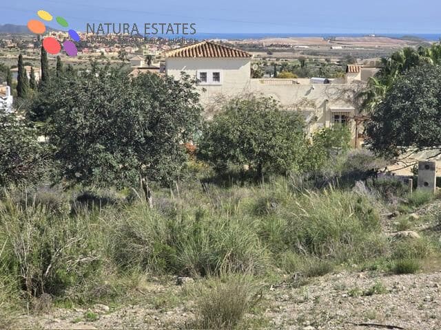 Terrain à Bâtir à vendre à Almería ville - 110 000 € (Ref: 9744123)