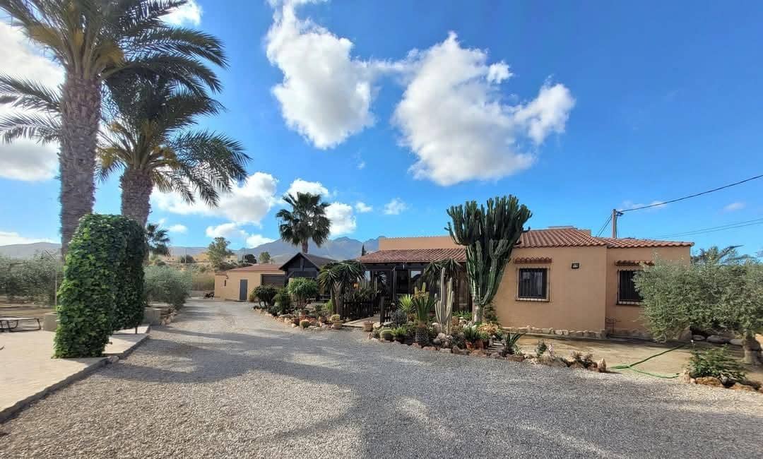 4 slaapkamer Finca/Landhuis te koop in Mojacar met zwembad garage - € 419.000 (Ref: 9758926)