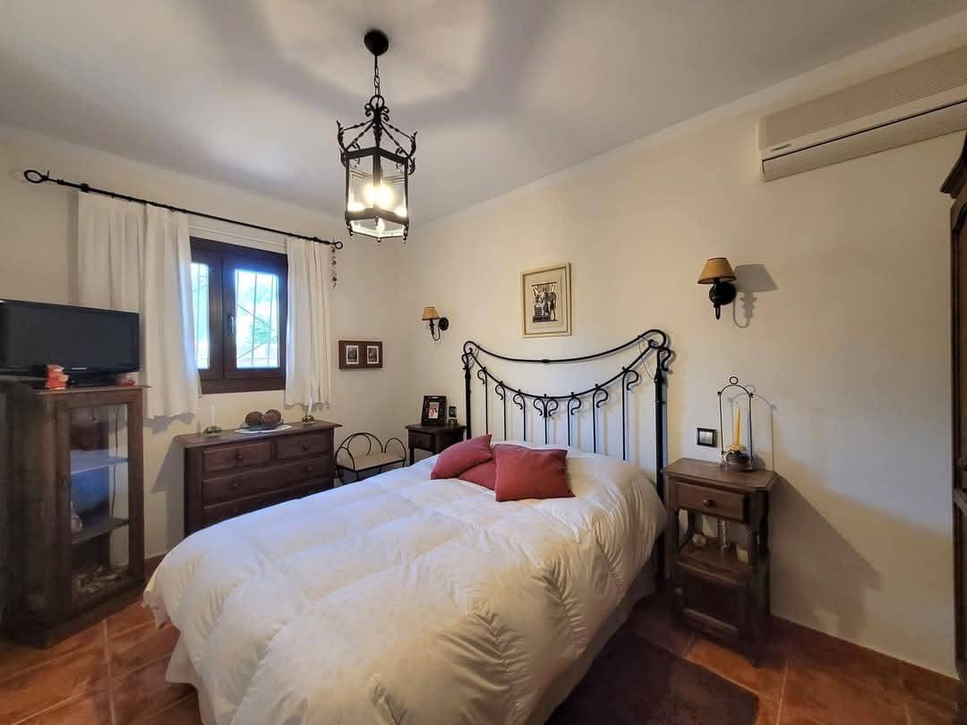 4 slaapkamer Finca/Landhuis te koop in Mojacar met zwembad garage - € 419.000 (Ref: 9758926)