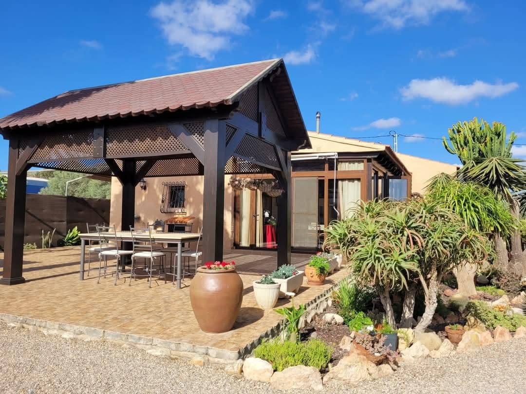 4 slaapkamer Finca/Landhuis te koop in Mojacar met zwembad garage - € 419.000 (Ref: 9758926)