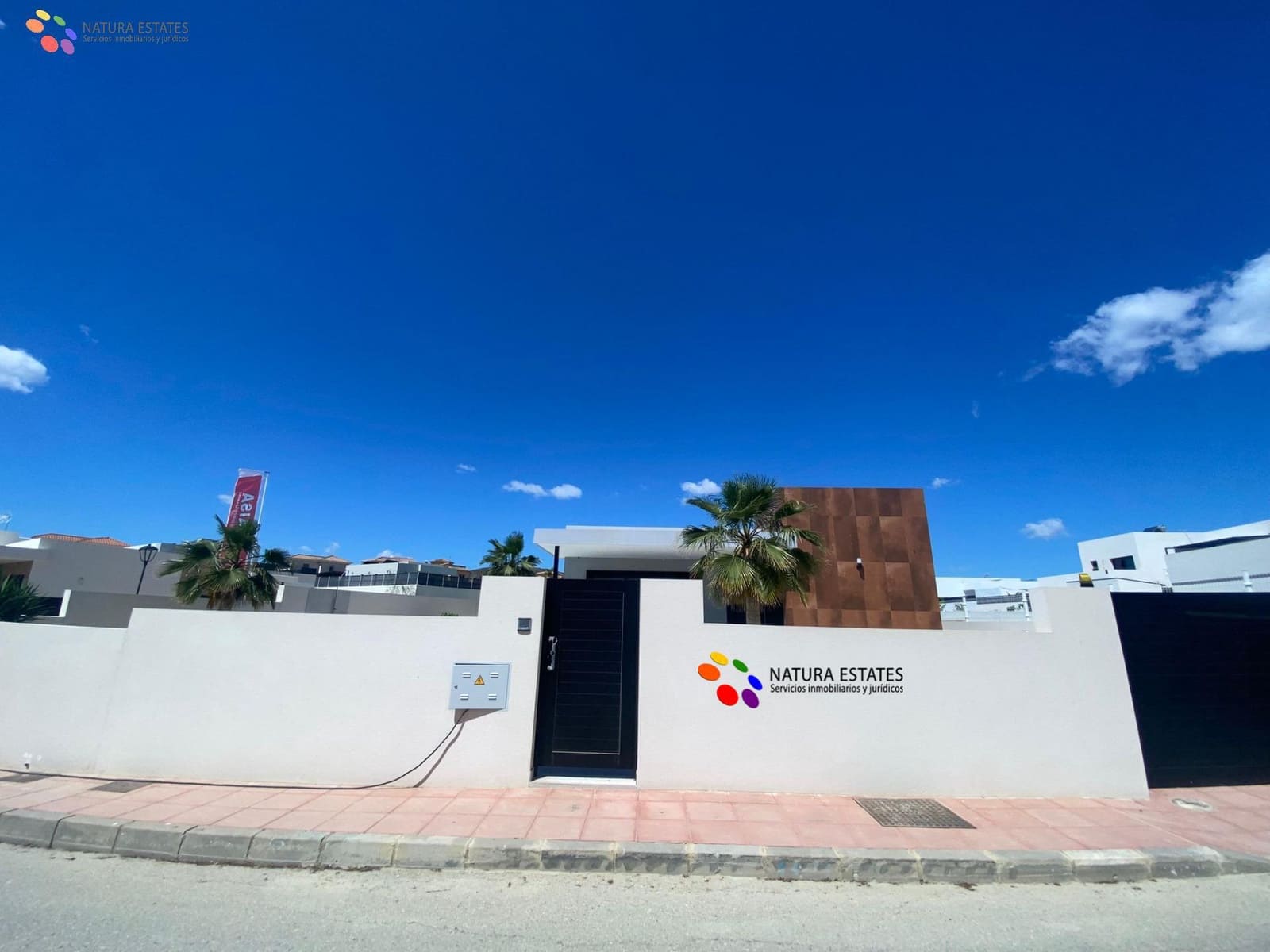 3 makuuhuone Huvila myytävänä paikassa Los Gallardos mukana uima-altaan - 349 000 € (Ref: 9778082)