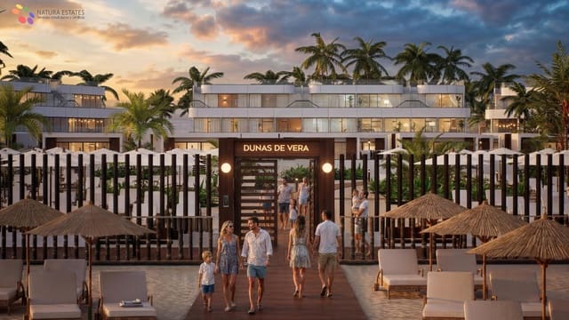 2 sypialnia Willa na sprzedaż w El Playazo, Vera z basenem - 370 000 € (Ref: 9783103)