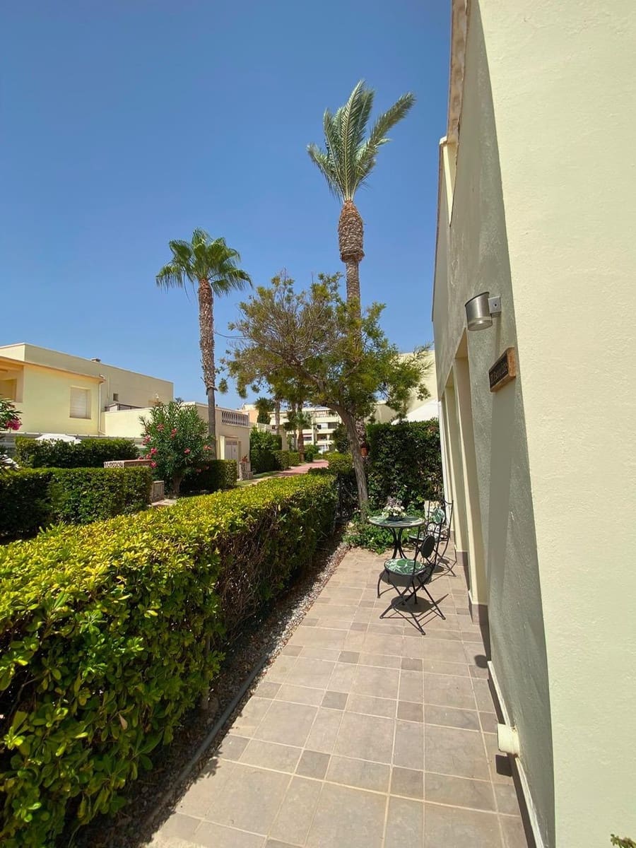 Apartamento de 3 habitaciones en Vera en venta con piscina - 275.000 € (Ref: 9959758)