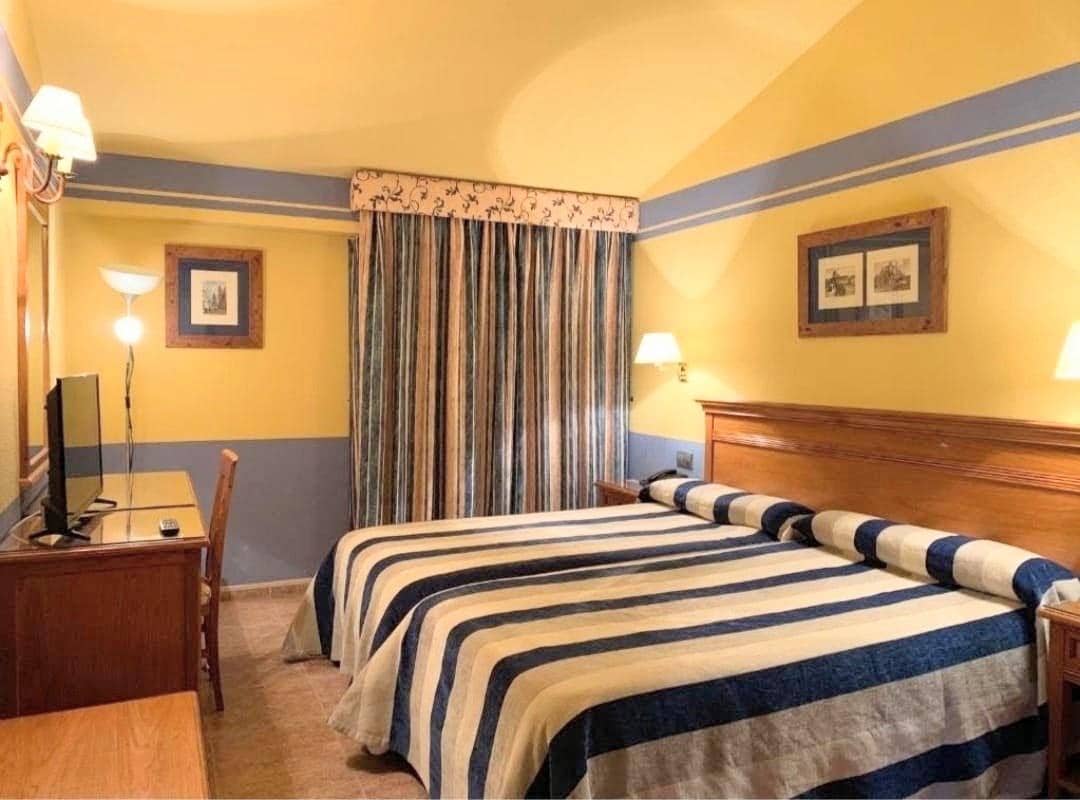 48 sovrum Hotell till salu i Antequera med garage - 4 200 000 € (Ref: 10004278)