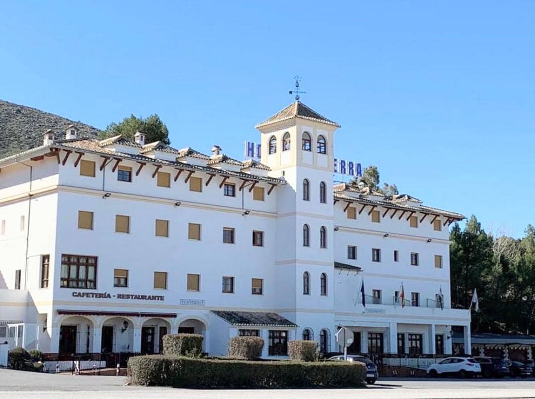 48 sovrum Hotell till salu i Antequera med garage - 4 200 000 € (Ref: 10004278)