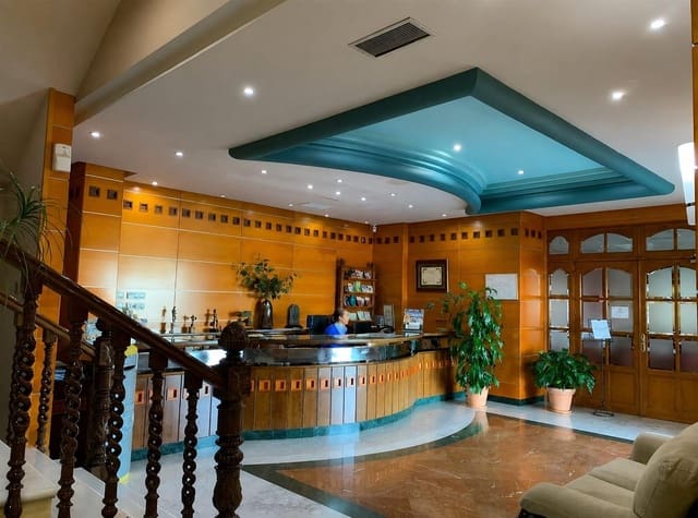 48 sovrum Hotell till salu i Antequera med garage - 4 200 000 € (Ref: 10004278)