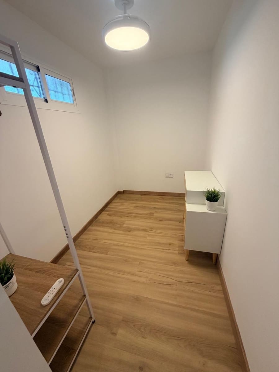2 soveværelse Lejlighed til salg i Benalmadena med swimmingpool - € 305.000 (Ref: 10004281)