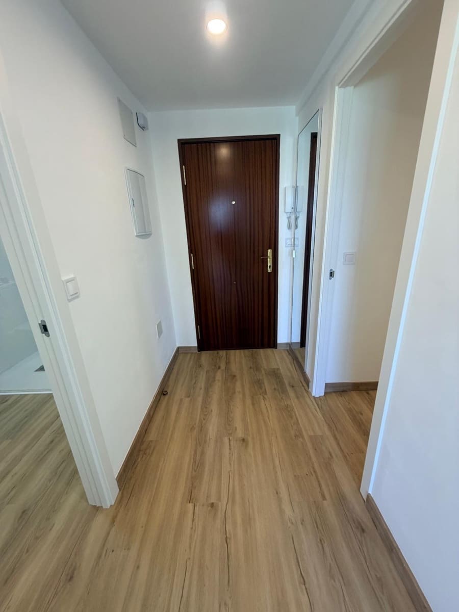 2 soveværelse Lejlighed til salg i Benalmadena med swimmingpool - € 305.000 (Ref: 10004281)