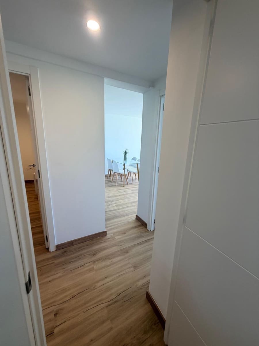 2 soveværelse Lejlighed til salg i Benalmadena med swimmingpool - € 305.000 (Ref: 10004281)