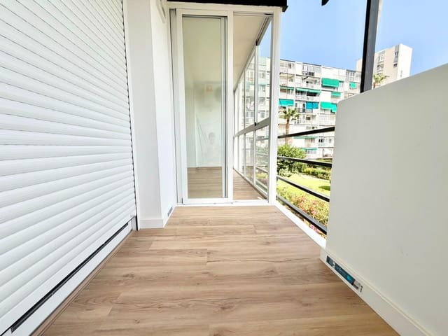 2 soveværelse Lejlighed til salg i Benalmádena med swimmingpool - € 305.000 (Ref: 10004281)