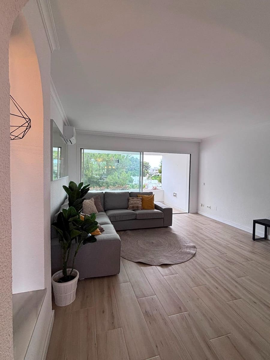 Apartamento de 2 habitaciones en Riviera del Sol en venta con piscina - 379.000 € (Ref: 10005714)