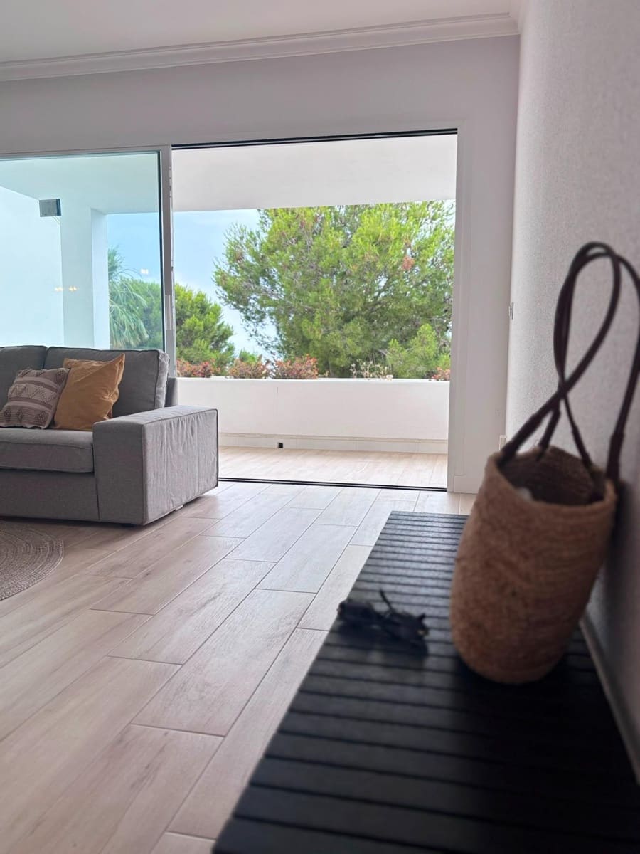Apartamento de 2 habitaciones en Riviera del Sol en venta con piscina - 379.000 € (Ref: 10005714)