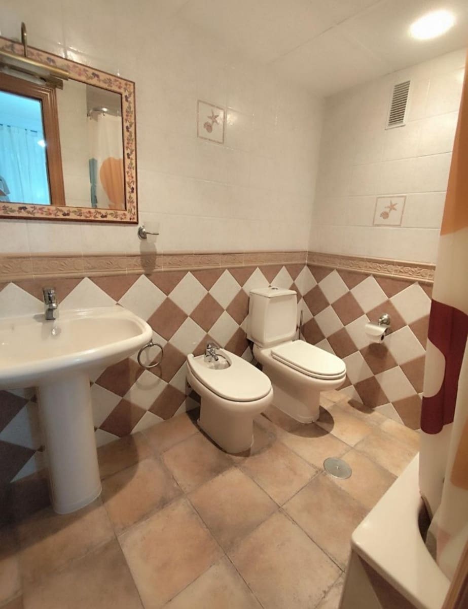 Apartamento de 2 habitaciones en Benalmádena en venta con piscina garaje - 420.000 € (Ref: 10009182)